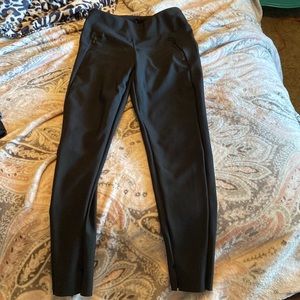 Size small, thick capri leggings, brand is members mark, with zipper pockets